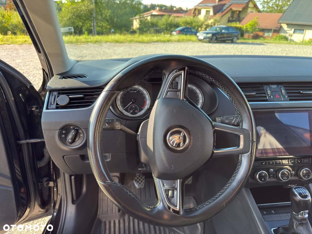 Skoda Octavia 2.0 TDI SCR Style - 9
