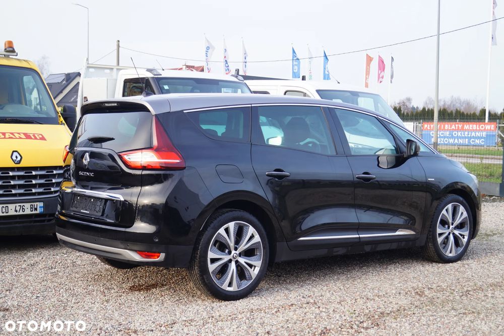 Renault Grand Scenic - 8