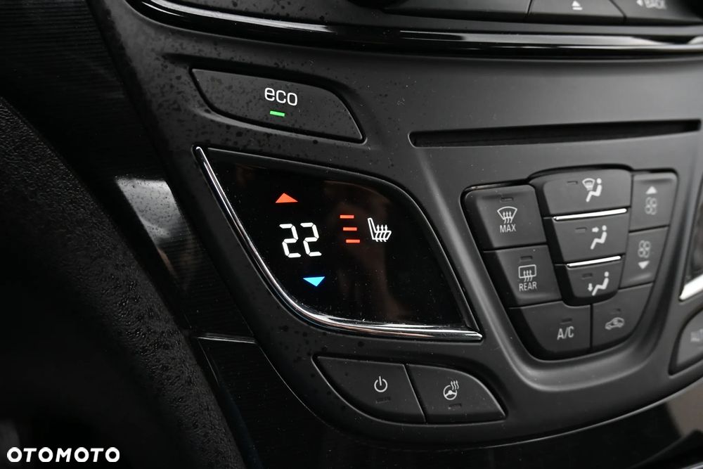 Opel Insignia CT 2.0 CDTI 4x4 Exclusive S&S - 37