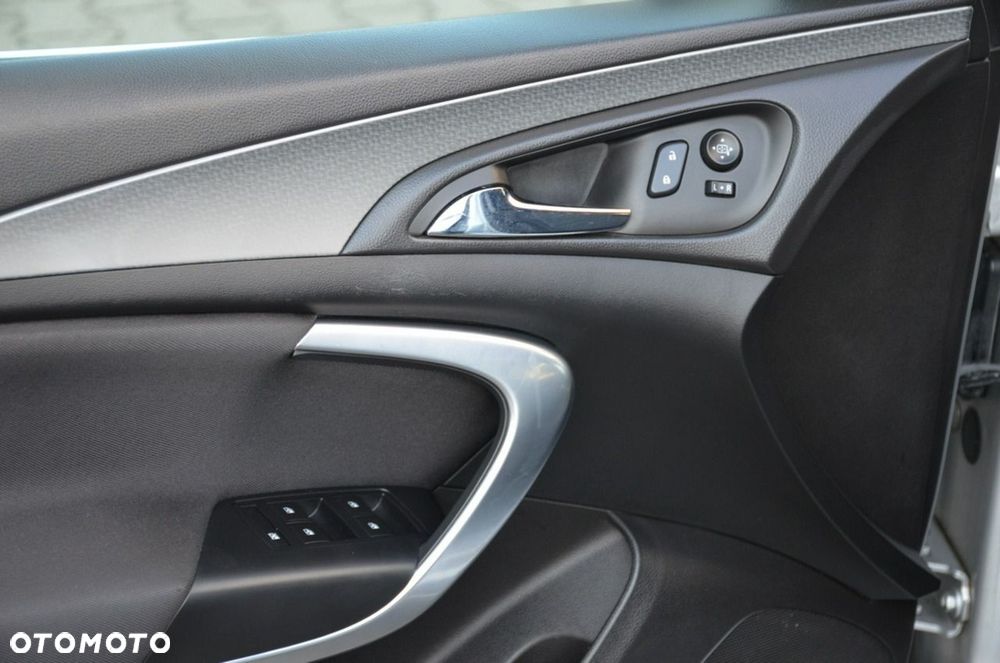 Opel Insignia - 21