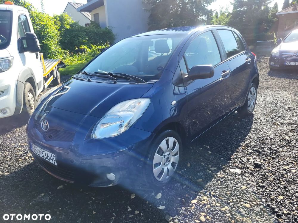 Toyota Yaris 1.33 Luna Start - 1