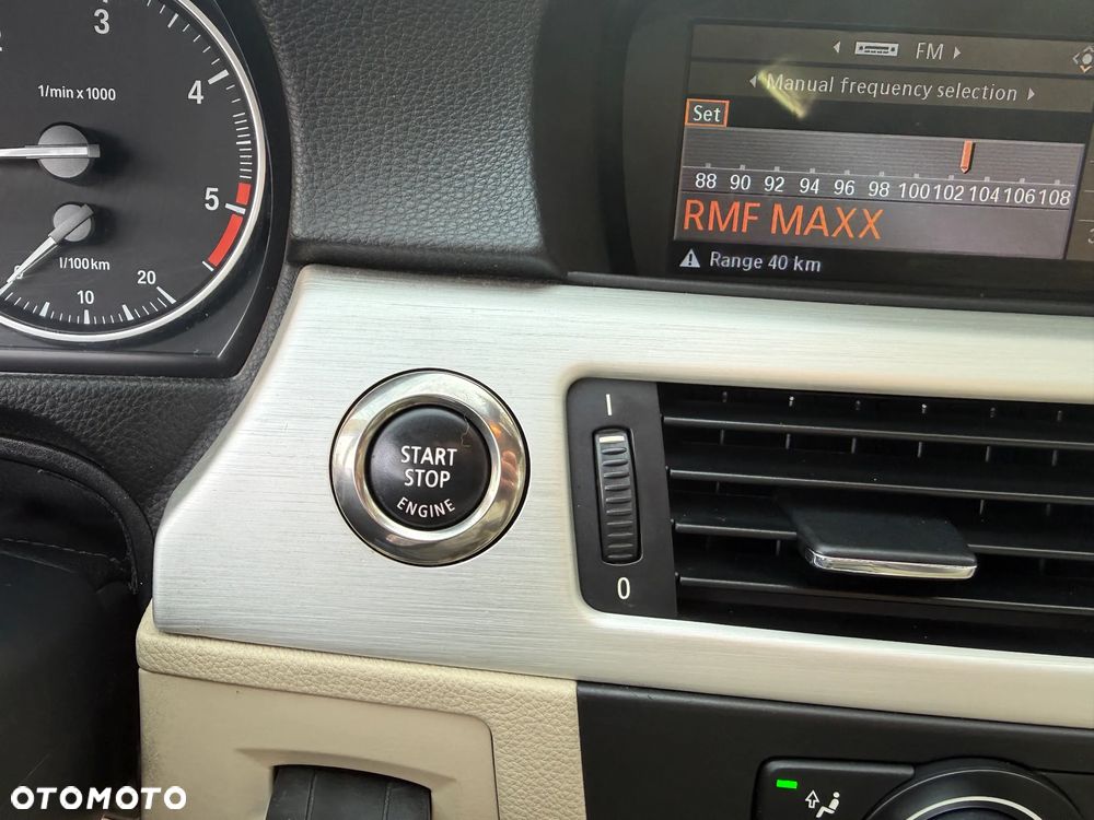 BMW Seria 3 320d xDrive - 20