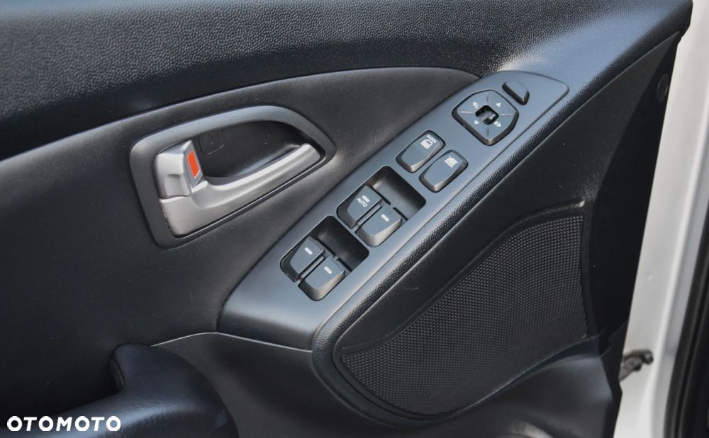 Hyundai ix35 - 15