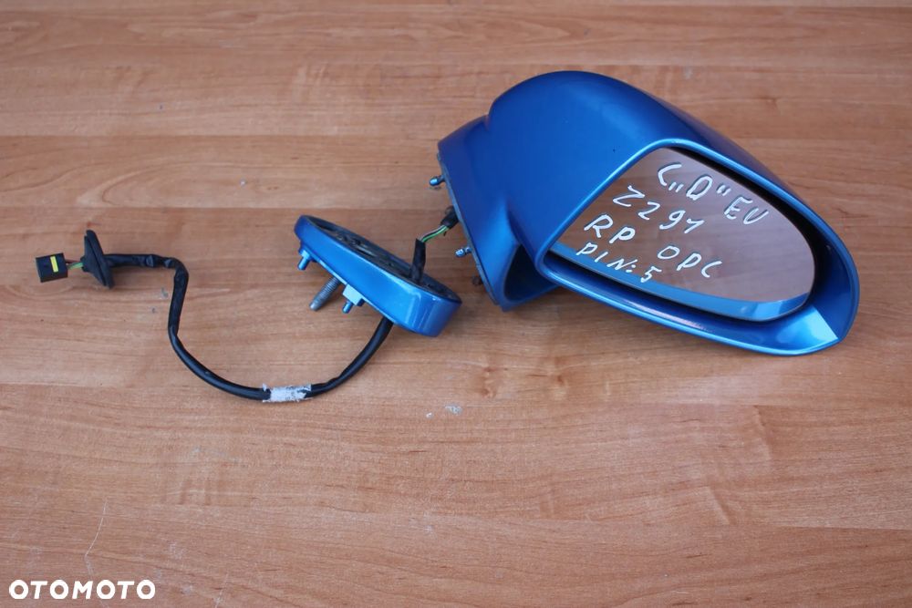 LUSTERKO PRAWY PRZÓD PRAWE PRZEDNIE CORSA D OPC Z291 EUROPA 5 PIN