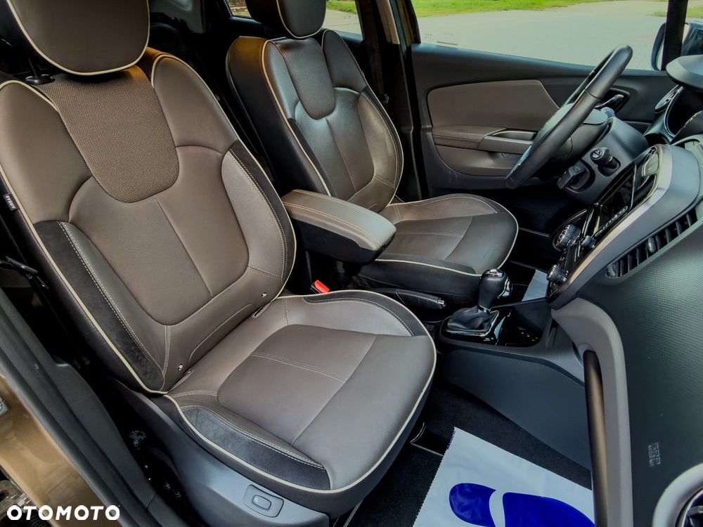 Renault Captur - 27