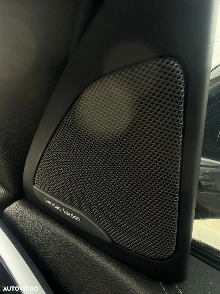 BMW X6 xDrive40i AT MHEV - 15