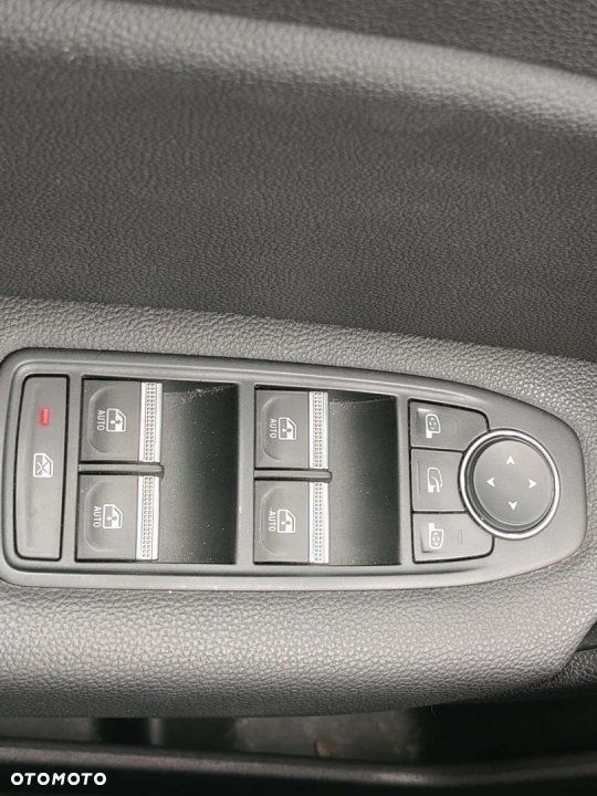 Renault Captur - 15