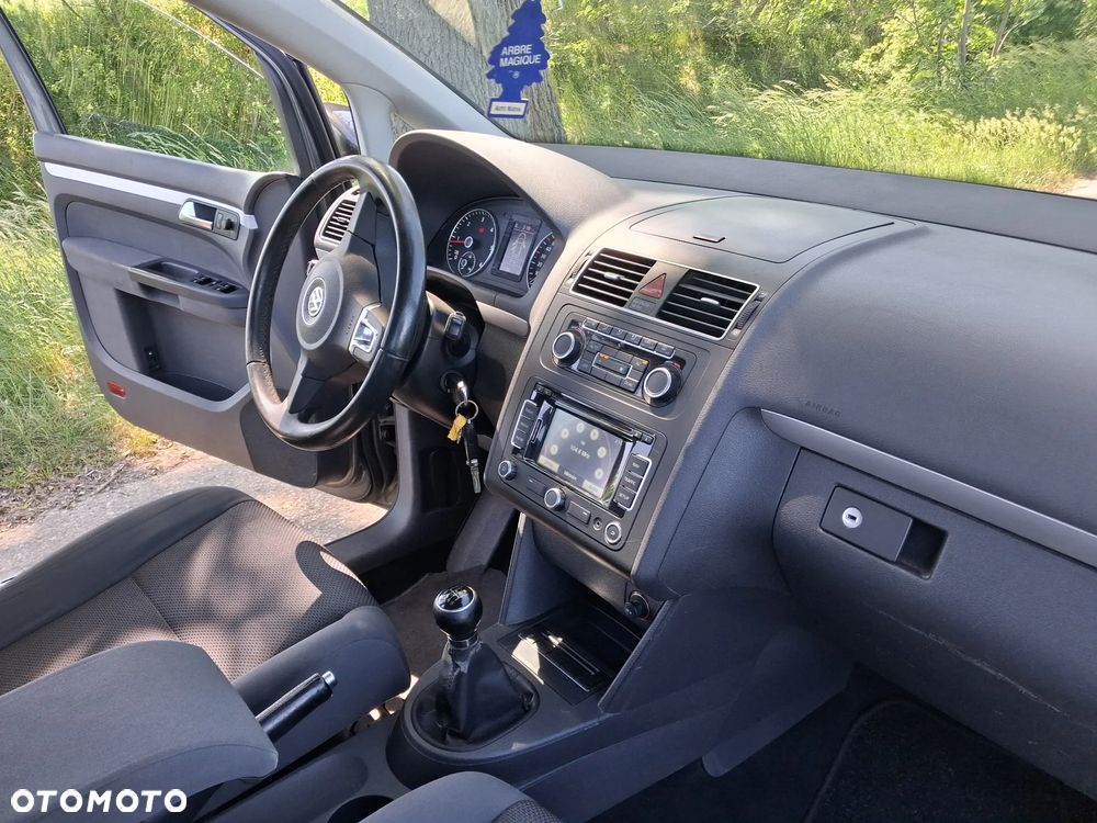 Volkswagen Touran 1.6 TDI DPF BlueMot Trendline - 14