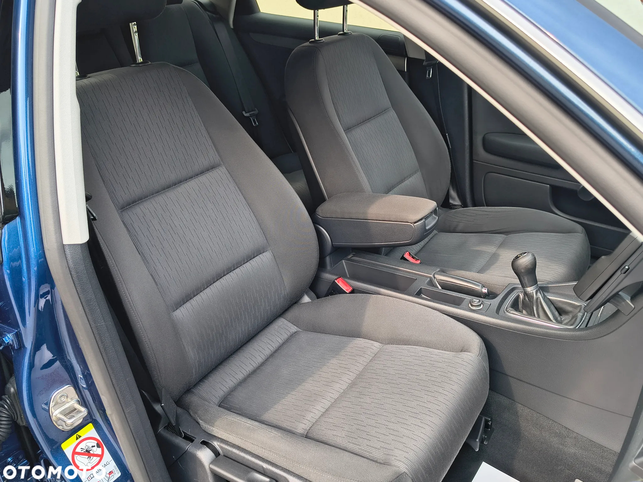 Audi A4 Avant 2.0 TDI - 23
