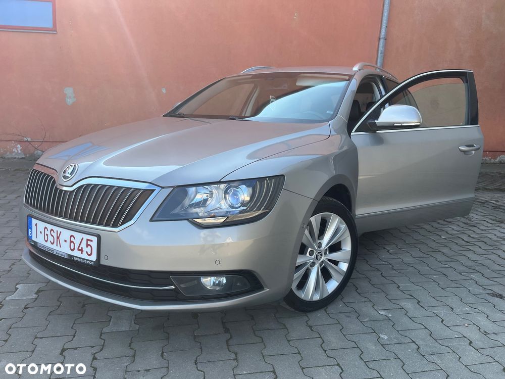 Skoda Superb 2.0 TDI Exclusive - 1