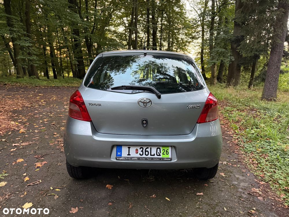 Toyota Yaris 1.3 Sol - 7
