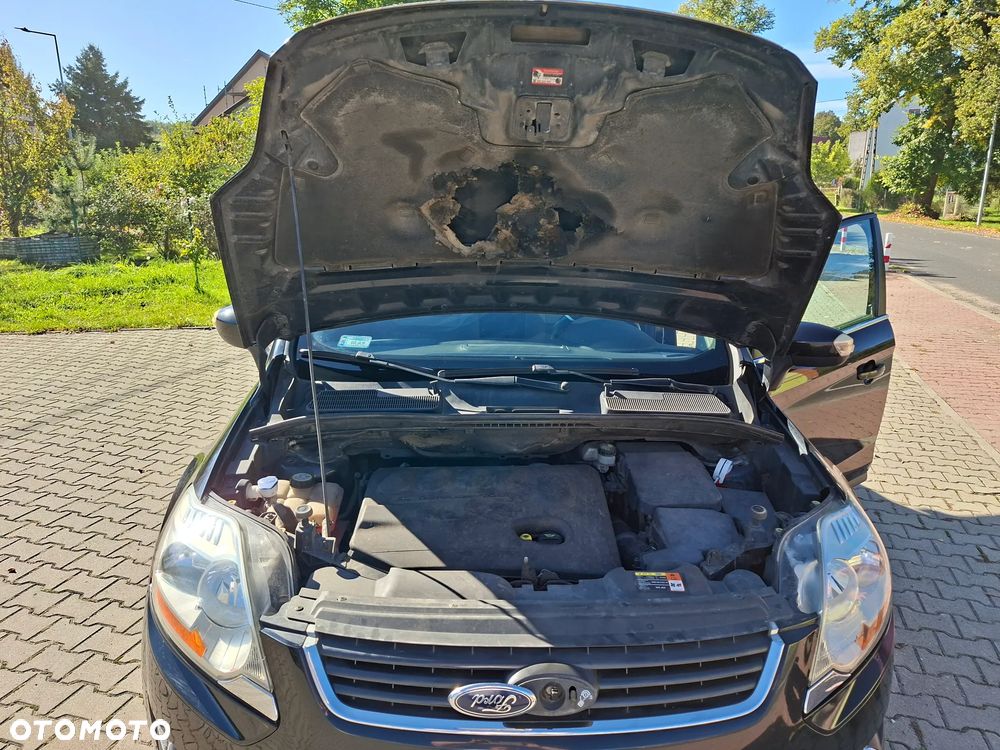 Ford Kuga - 25
