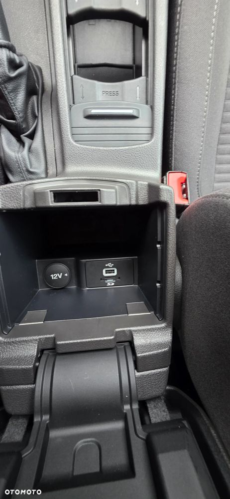 Ford Focus 1.5 EcoBoost Start-Stopp-System Titanium - 12