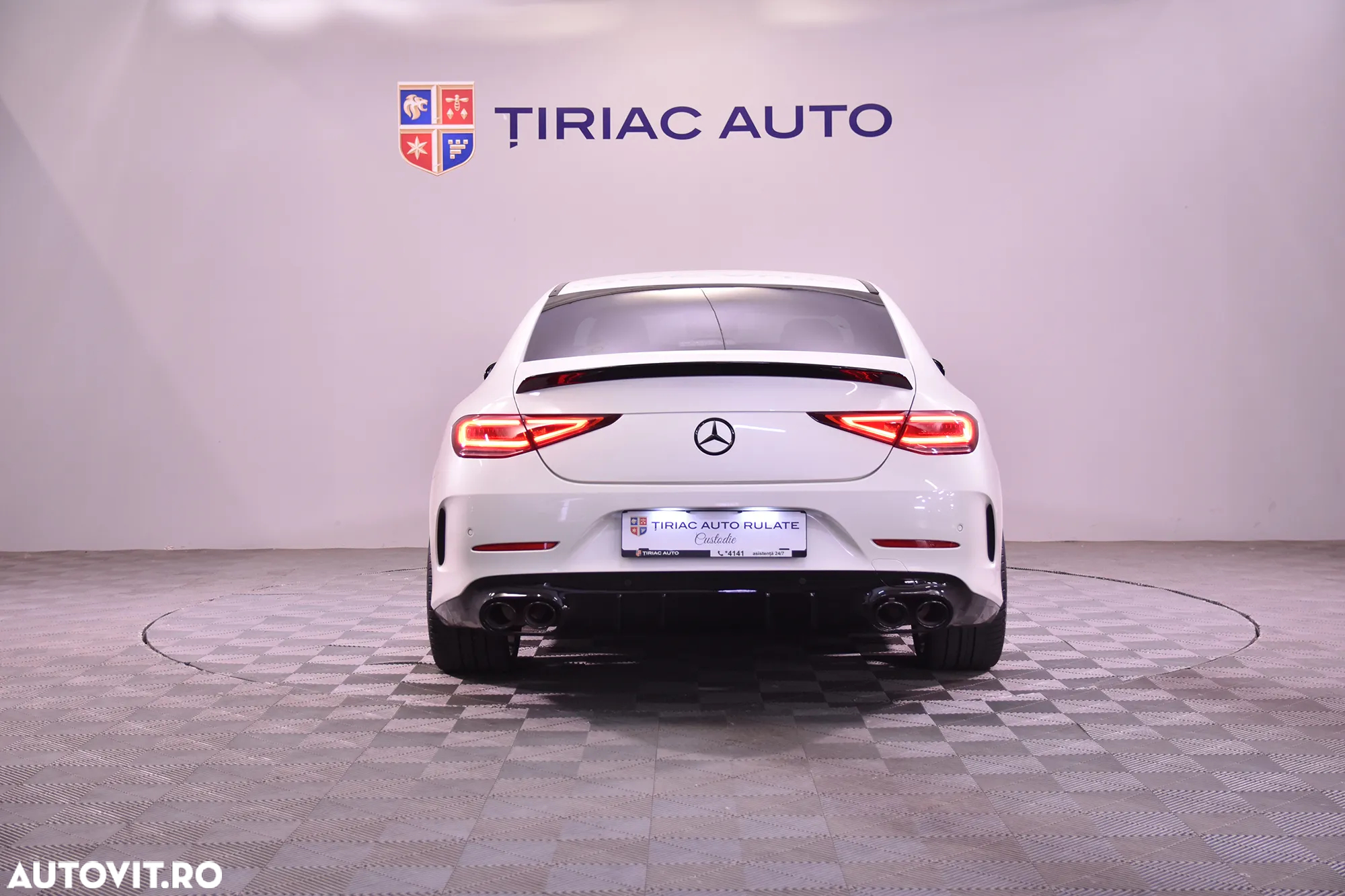 Mercedes-Benz CLS 450 4MATIC Aut - 4