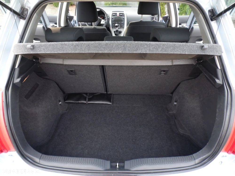 Toyota Auris 1.33 VVT-i Edition - 16