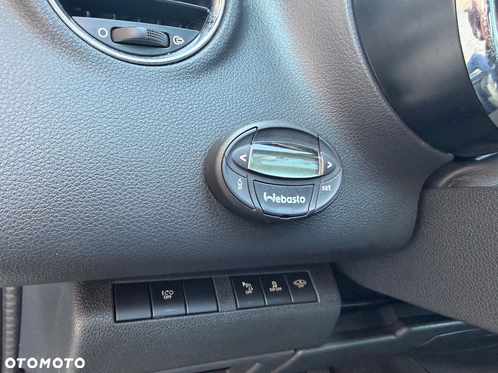 Peugeot 3008 Hybrid4 - 32