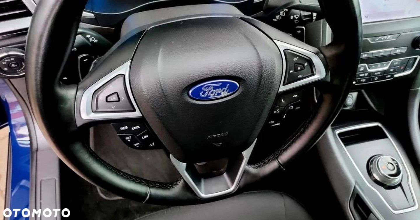 Ford Mondeo - 9