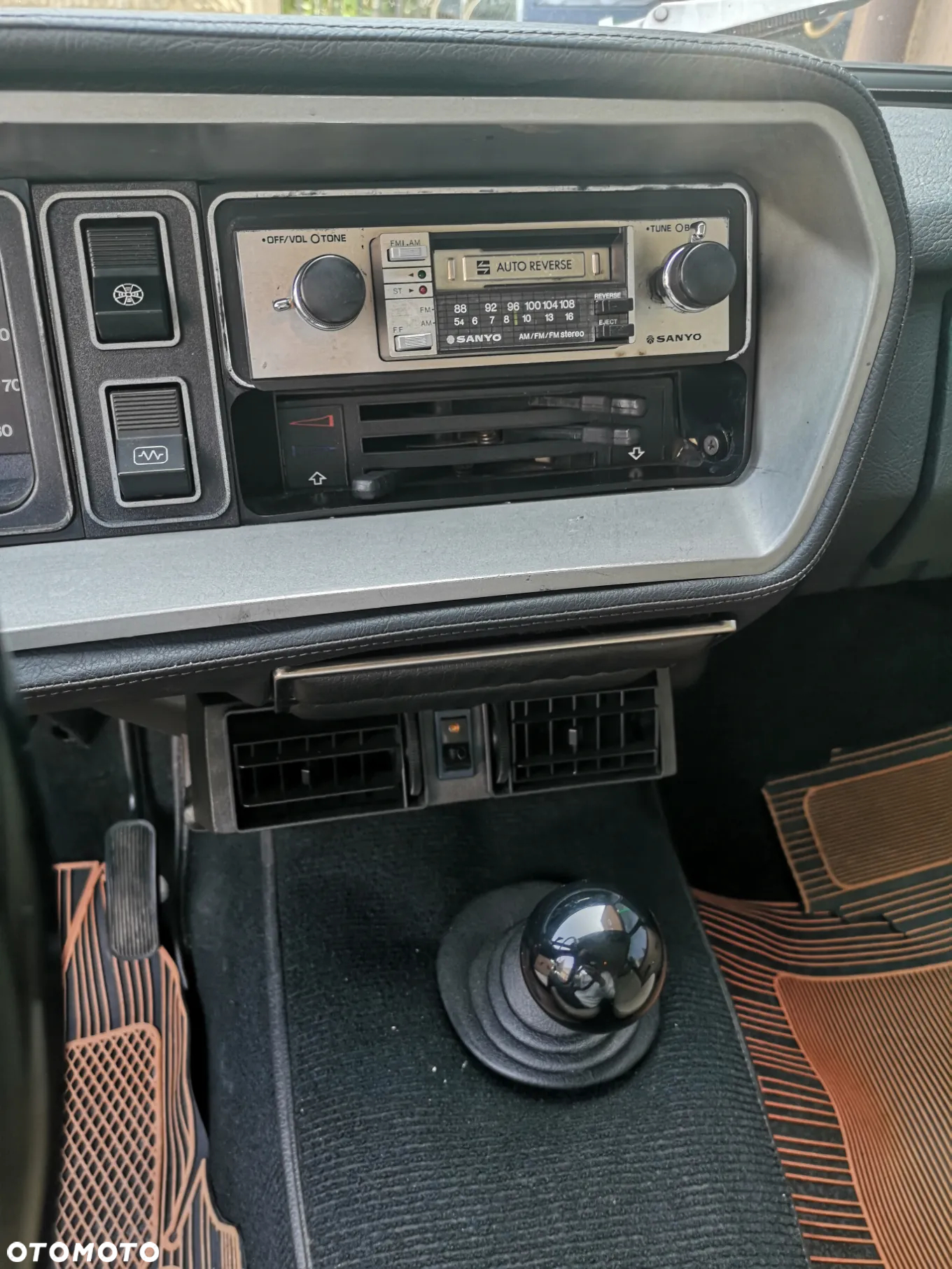 Seat Inny - 17