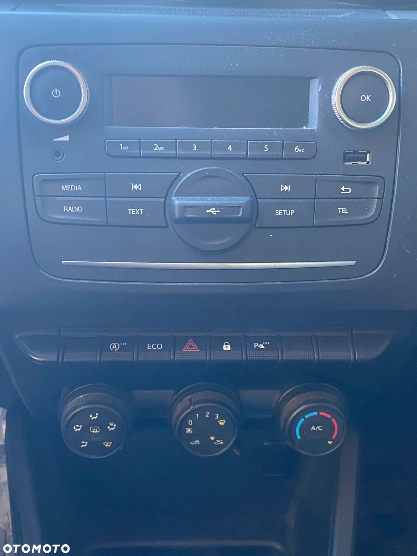 Dacia Duster 1.6 SCe Ambiance S&S - 7