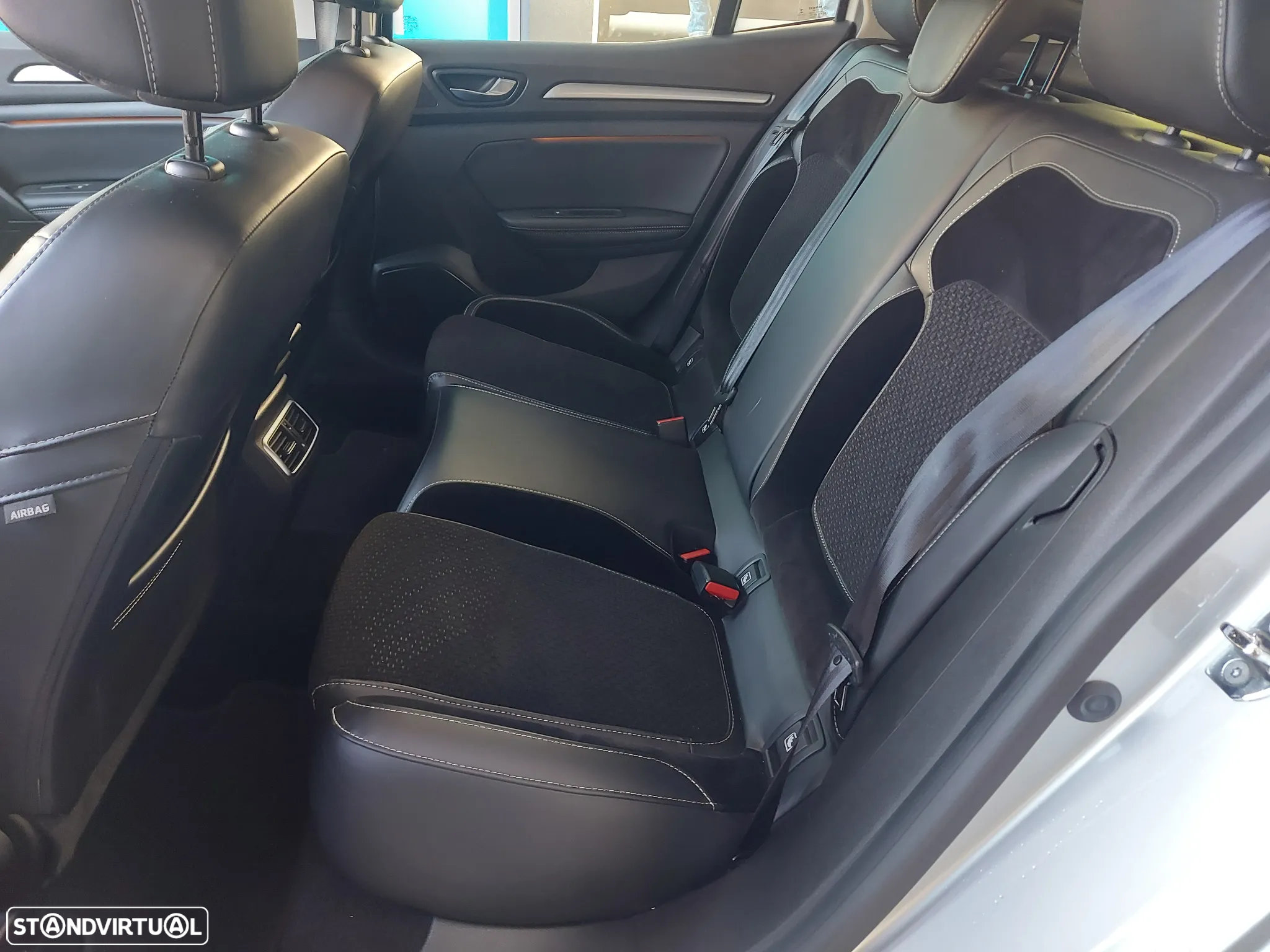 Renault Mégane 1.5 dCi Intens - 10