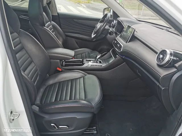 MG EHS 1.5 T-GDI Plug-in Hybrid Luxury - 24