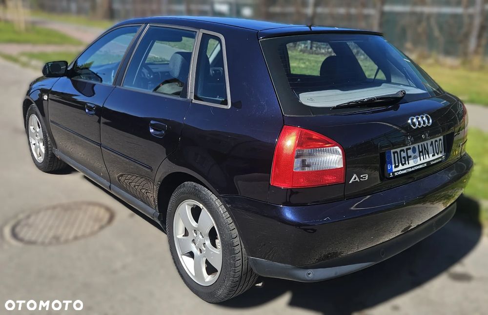 Audi A3 Sportback 1.6 Attraction - 1
