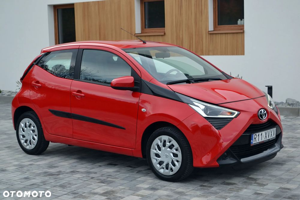 Toyota Aygo x.shift x-play connect - 3