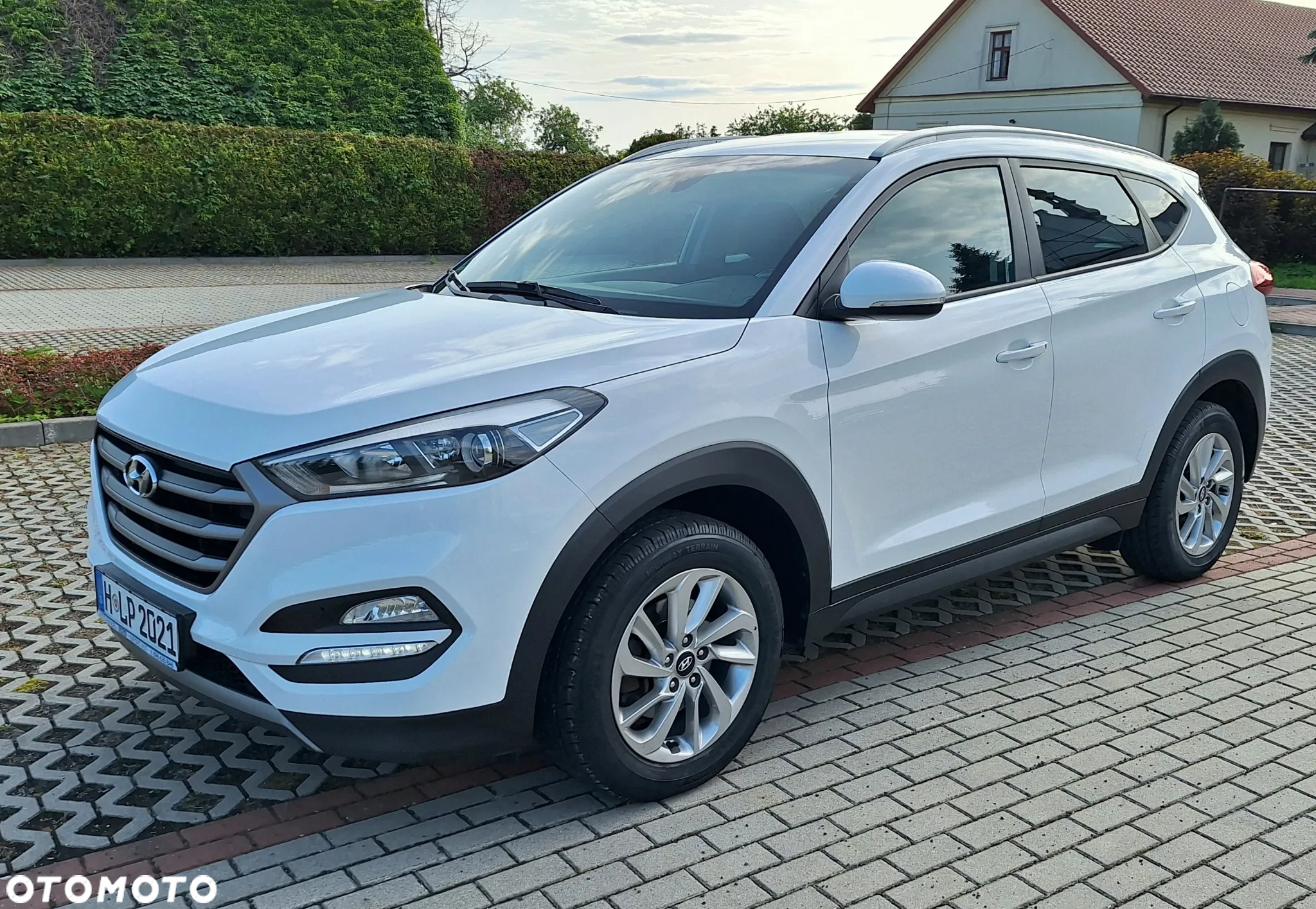 Hyundai Tucson blue 1.7 CRDi 2WD Intro Edition - 2