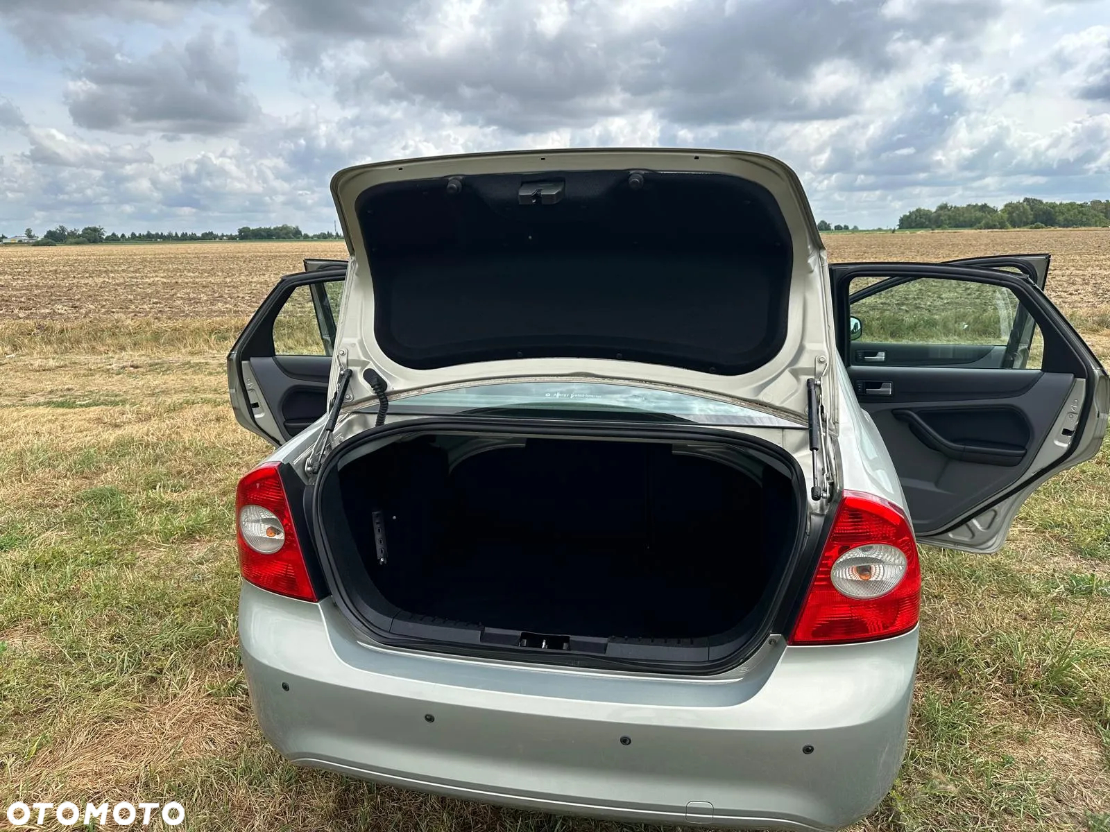 Ford Focus 2.0 Ghia - 5