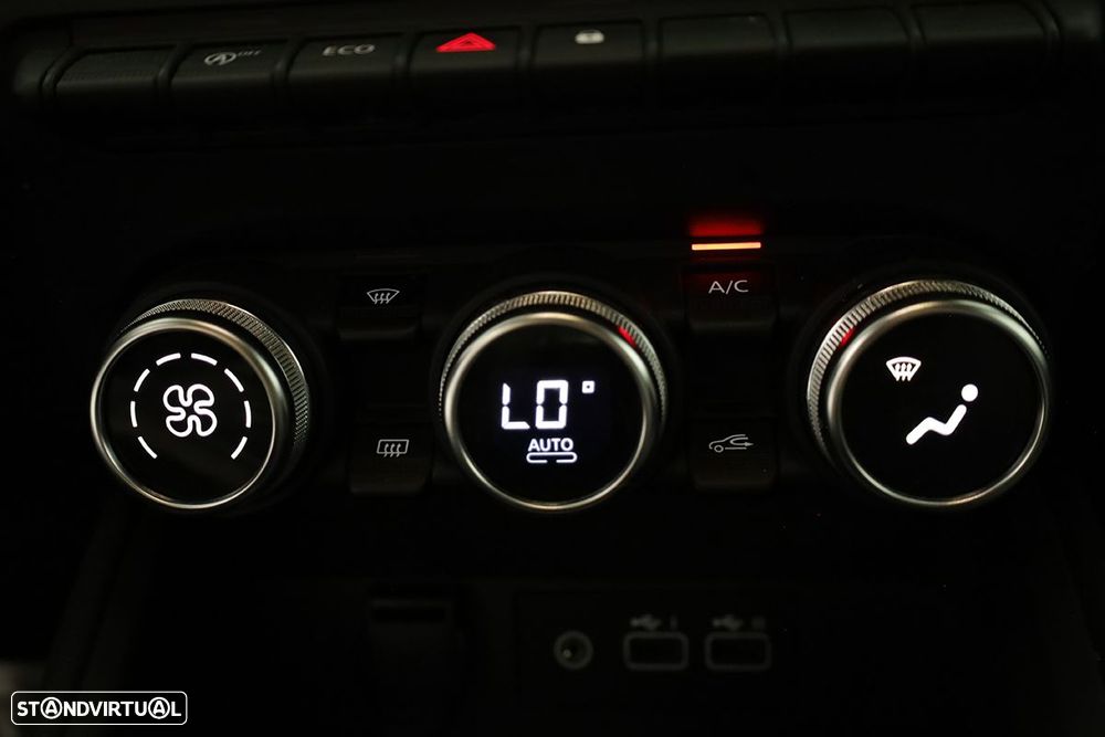 Mitsubishi Colt 1.0 MPI-T Invite - 12