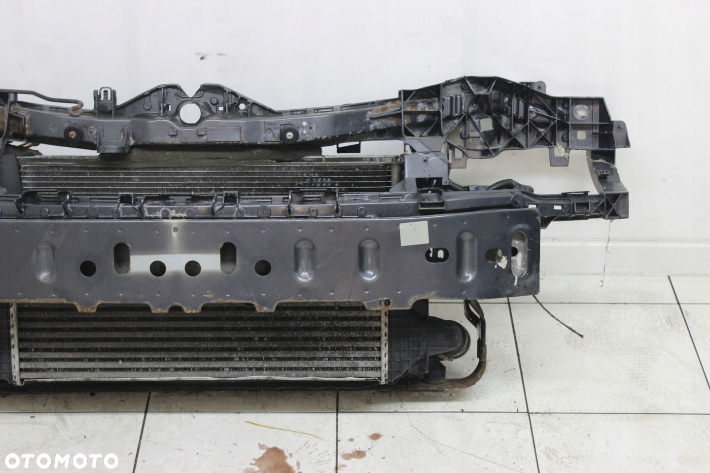 PAS PRZEDNI WZMOCNIENIE CHŁODNICE BELKA FORD FOCUS MK2 2007R- 1.6 TDCI - 9