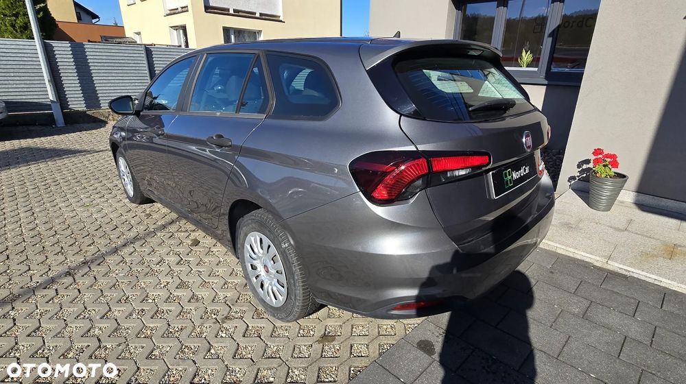 Fiat Tipo 1.4 16v Easy - 9