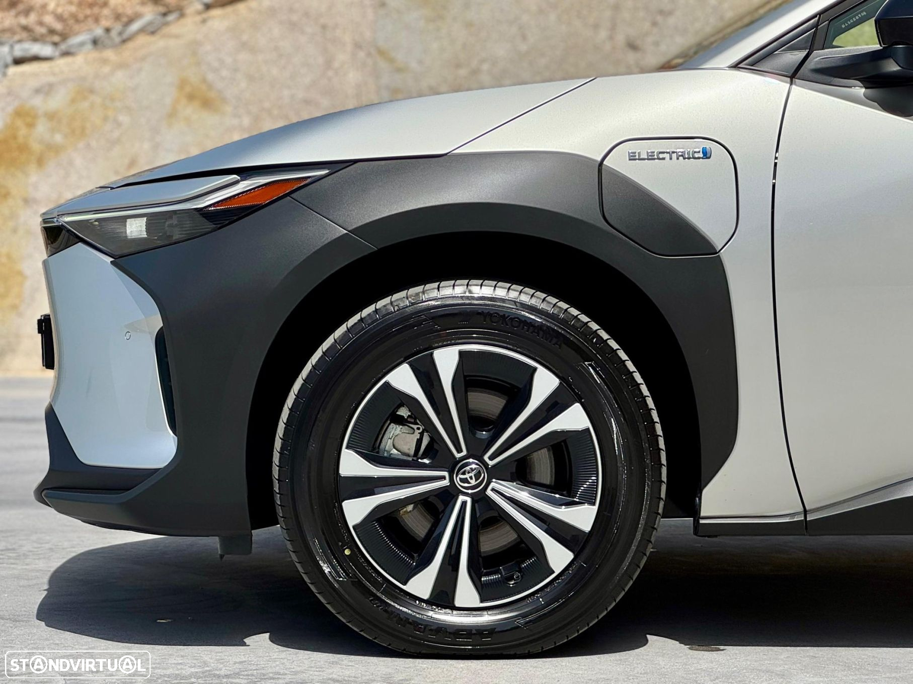 Toyota bZ4X 71,4 kWh Exclusive - 29