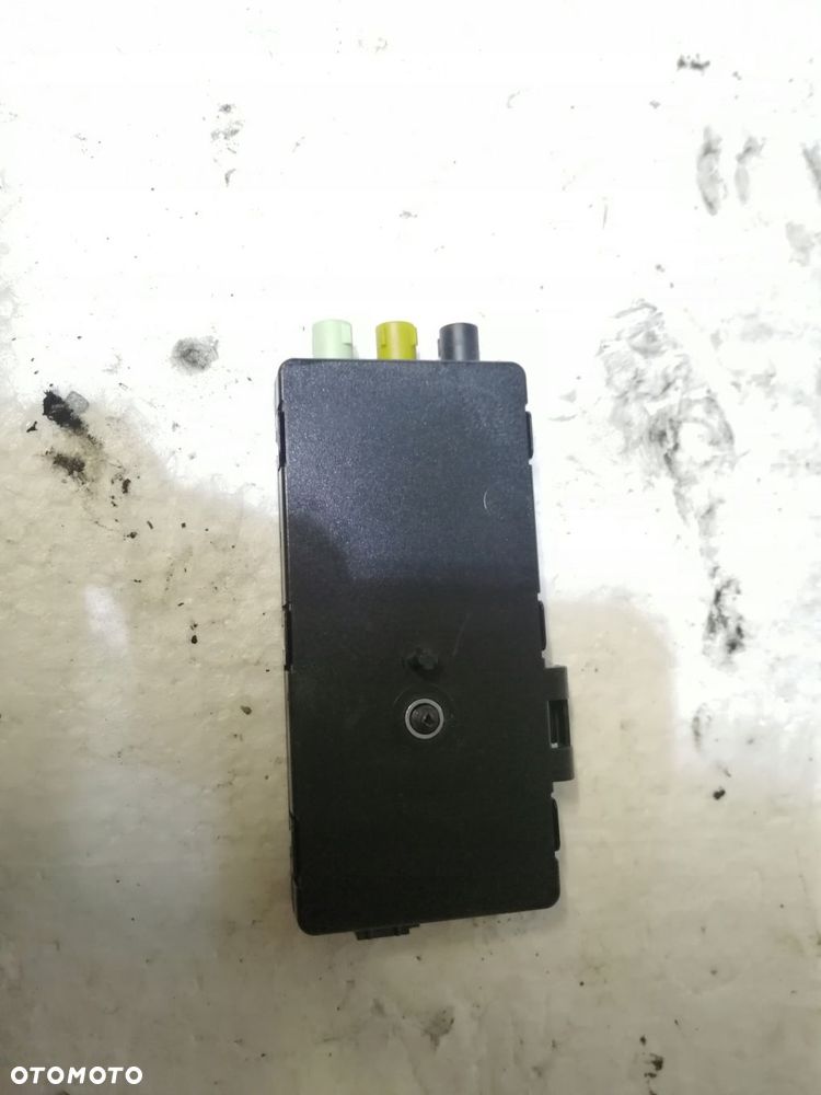 BMW F20 F21 MODUŁ WZMACNIACZ ANTENOWY 9226882 - 2