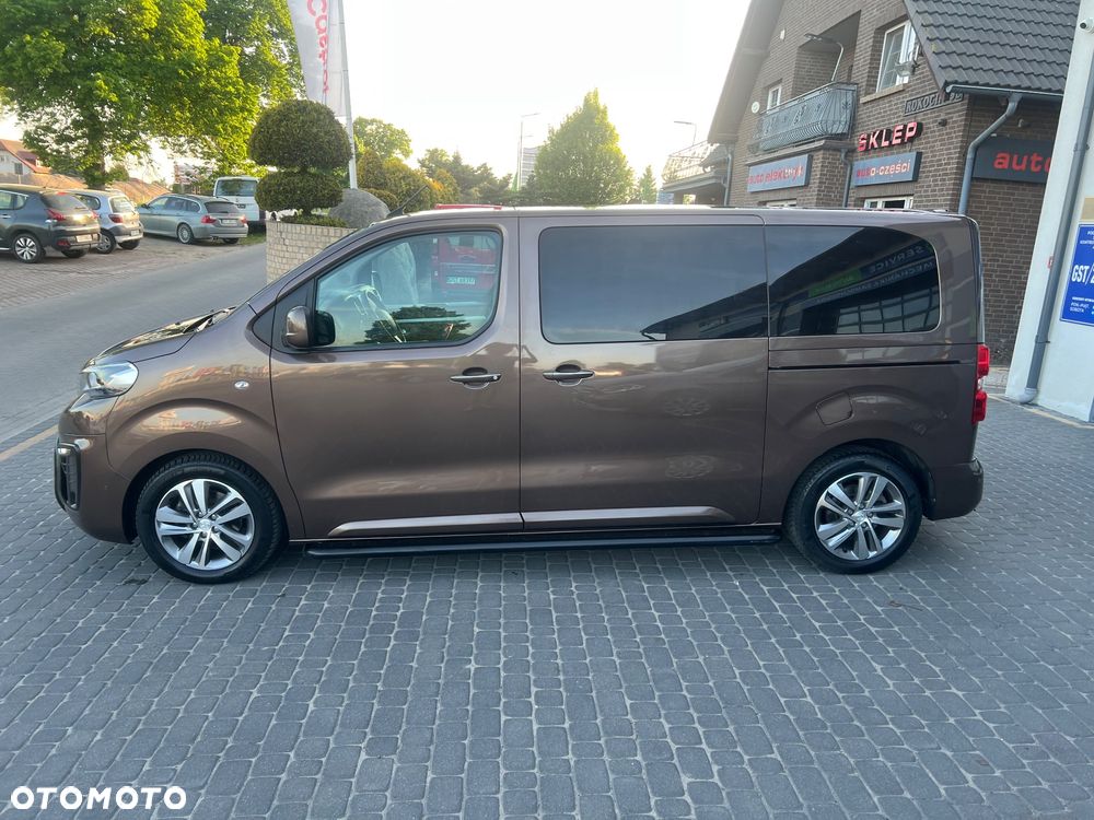 Peugeot Traveller L3 2.0 EAT8 Business VIP - 4