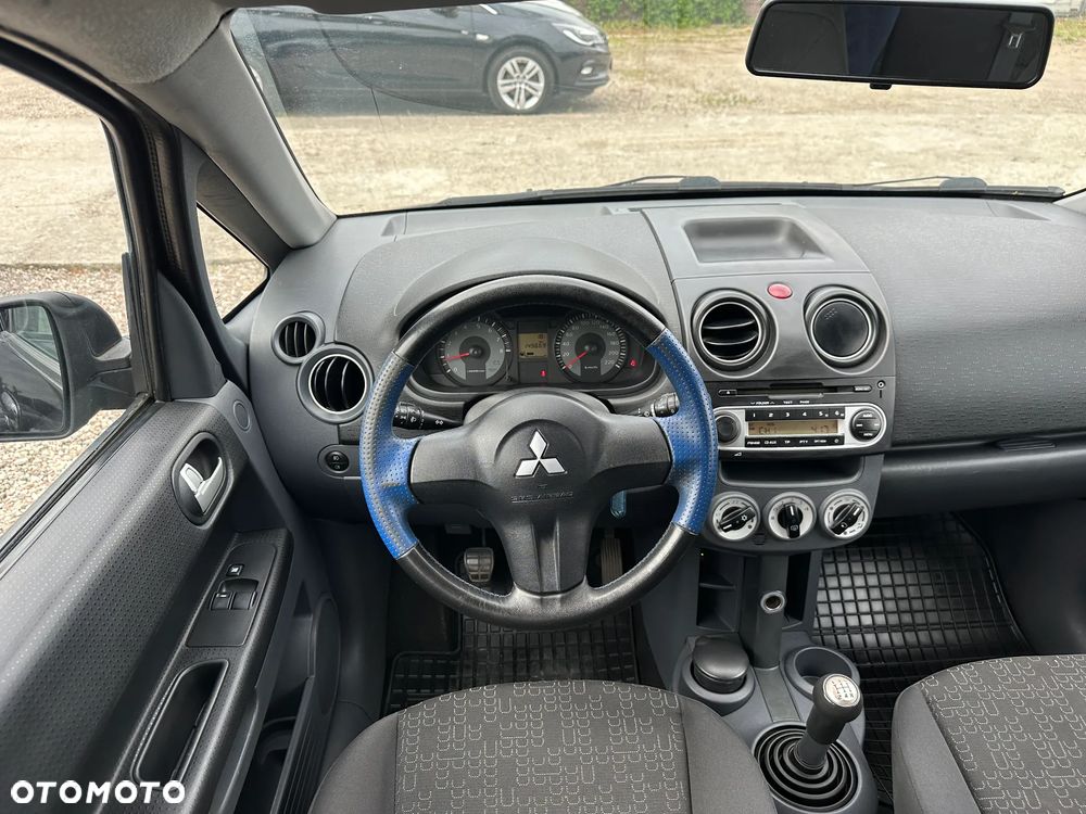 Mitsubishi Colt - 14