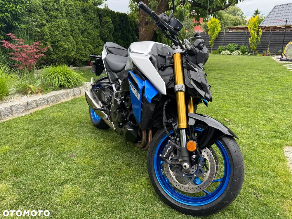 Suzuki GSX 1000 - 3