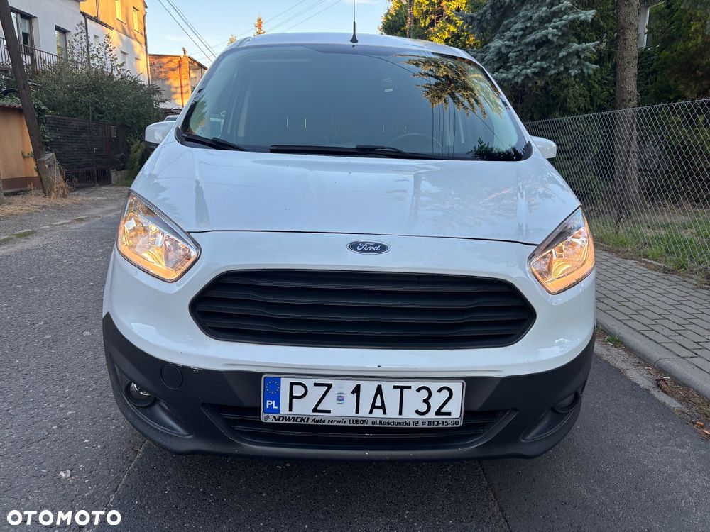 Ford Transit Courier - 3