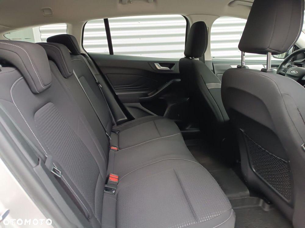 Ford Focus 1.0 EcoBoost Trend Edition Business - 32