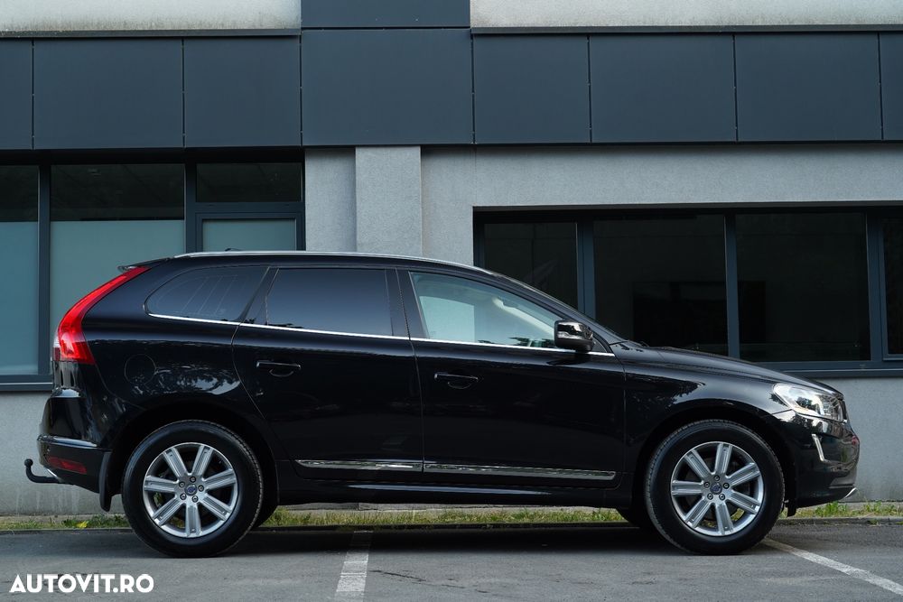 Volvo XC 60 D4 AWD Geartronic Summum - 17