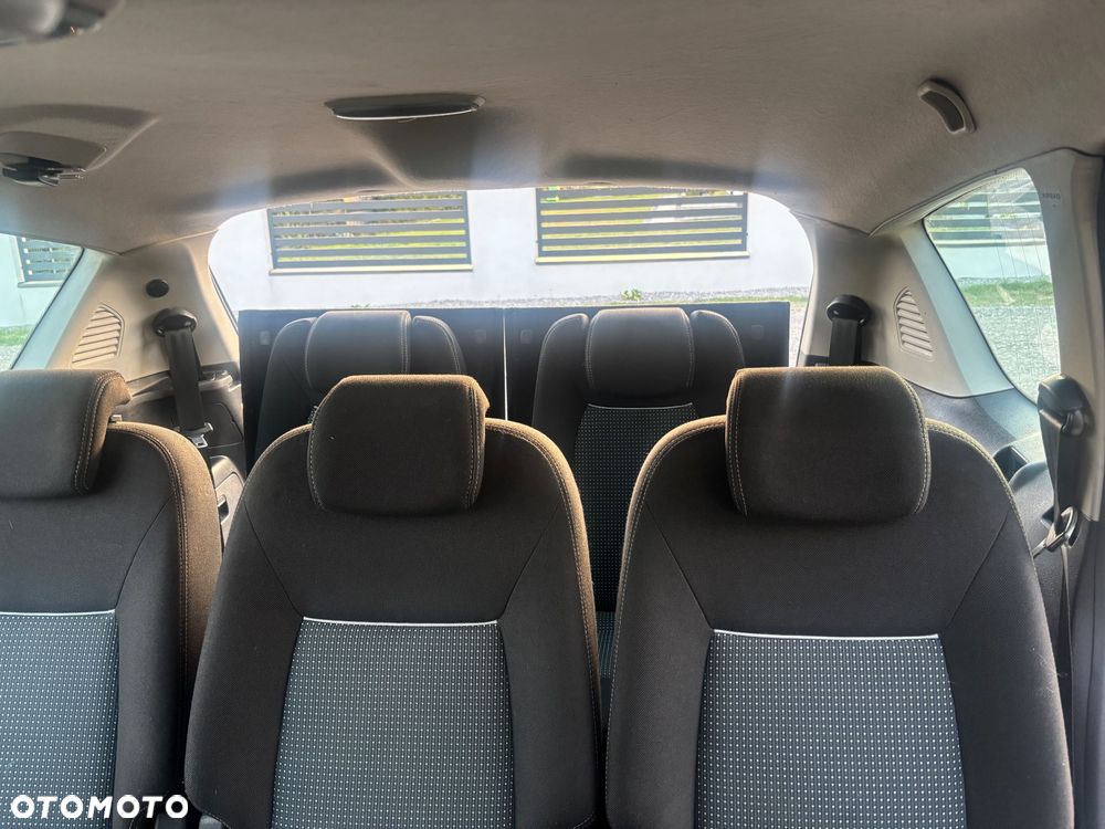 Ford S-Max 2.0 TDCi Trend - 13