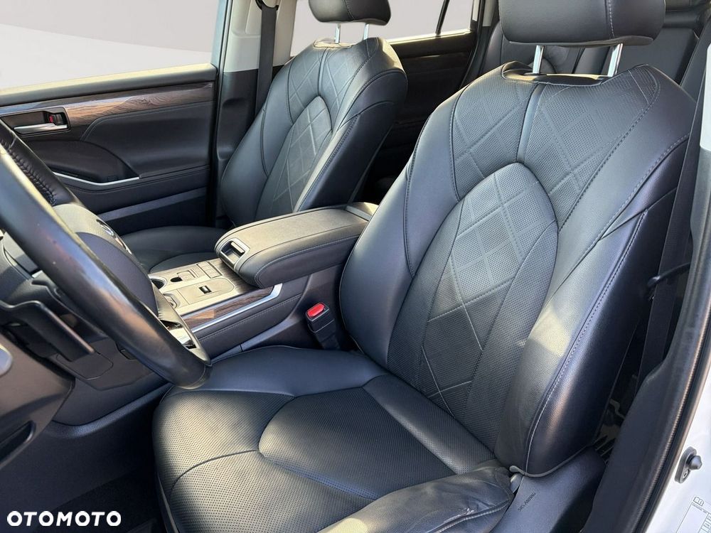 Toyota Highlander - 14