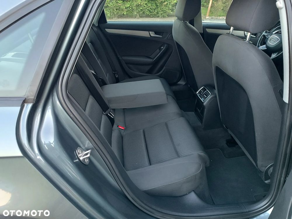 Audi A4 Limousine 1.8 TFSI Ambiente - 19