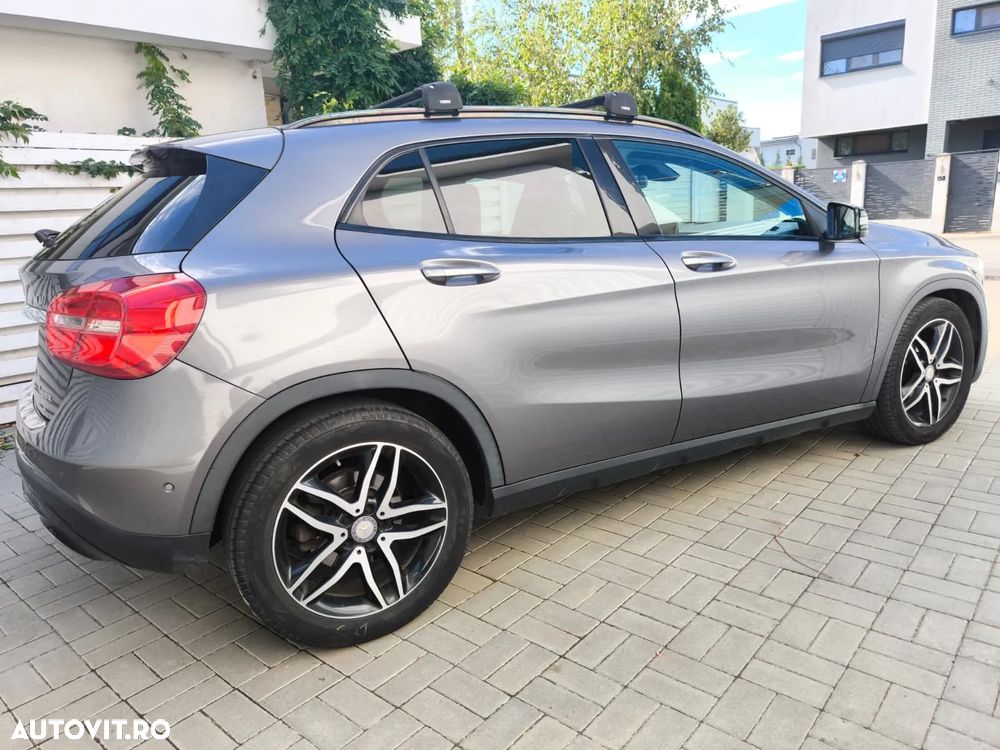 Mercedes-Benz GLA 220 CDI 4MATIC Aut. - 11