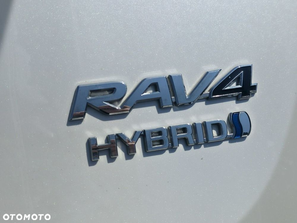 Toyota RAV4 - 6