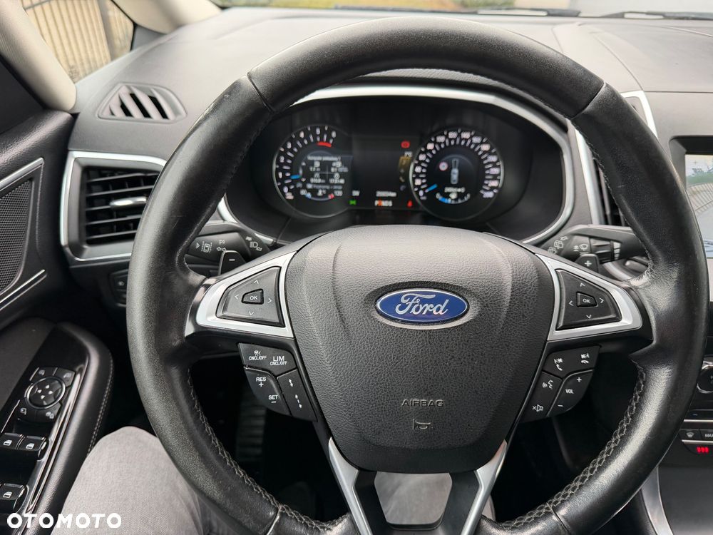 Ford S-Max 2.0 EcoBlue Titanium - 22