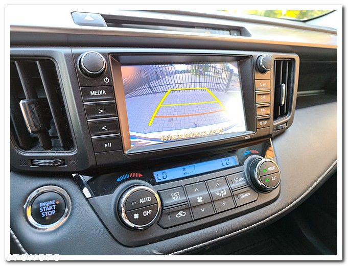 Toyota RAV4 2.0 D-4D 4x2 Start-Stop Executive - 12