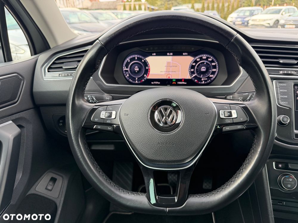 Volkswagen Tiguan - 16