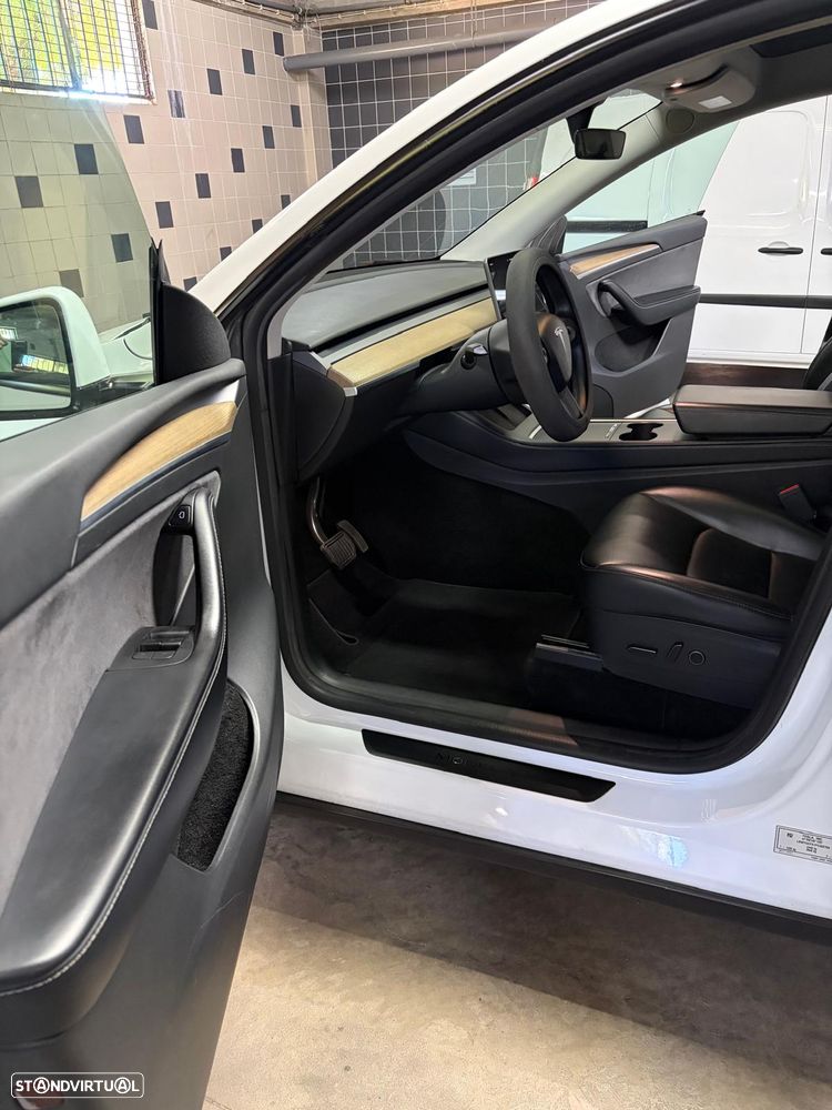 Tesla Model Y Tração Traseira - 11