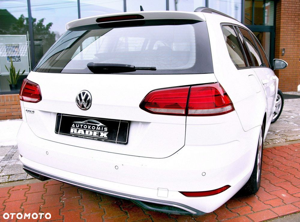 Volkswagen Golf - 29